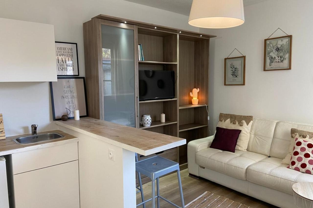 Agreable Appart'Hotel Smart Cosy Proche Commerces Fontainebleau Exterior foto