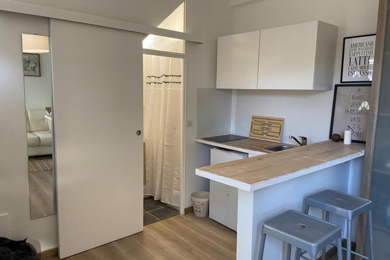 Agreable Appart'Hotel Smart Cosy Proche Commerces Fontainebleau Exterior foto